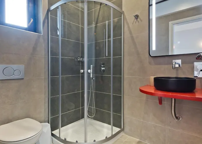 Michaliou Kipos Luxury Vilă *