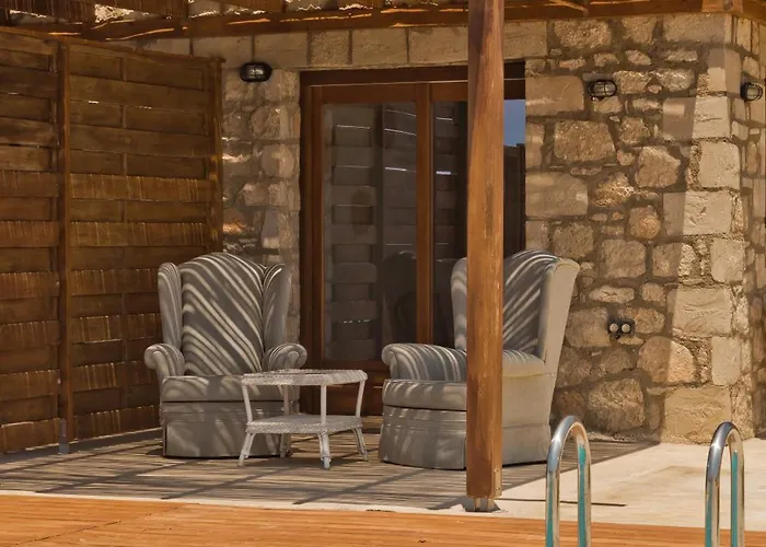 Michaliou Kipos Luxury Vilă *